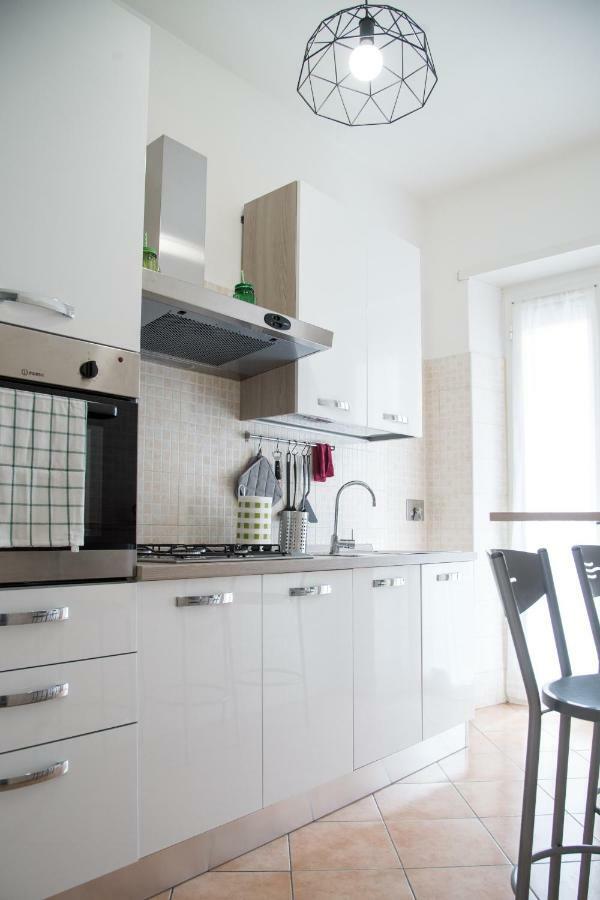 Villa Enjoy Porta Furba à Rome Extérieur photo