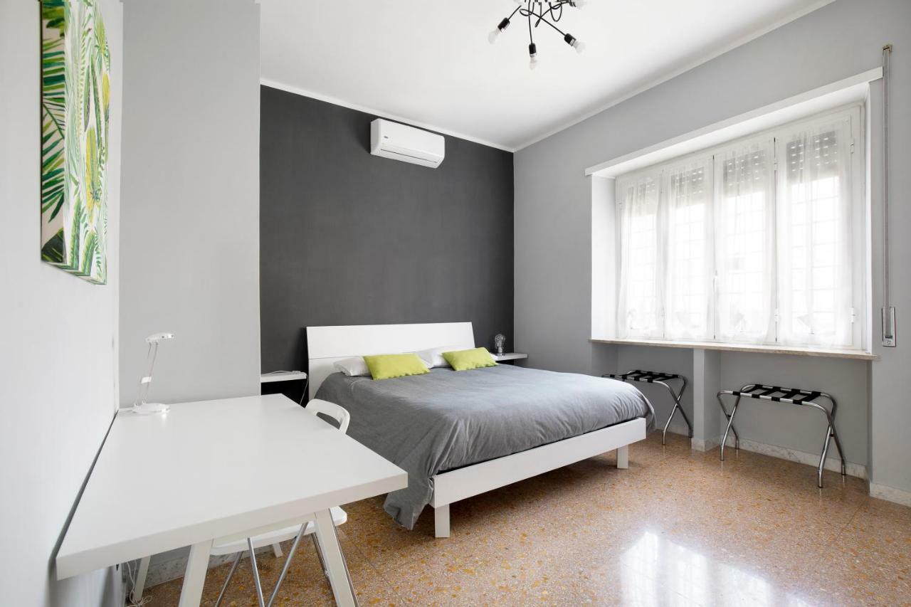 Villa Enjoy Porta Furba à Rome Extérieur photo