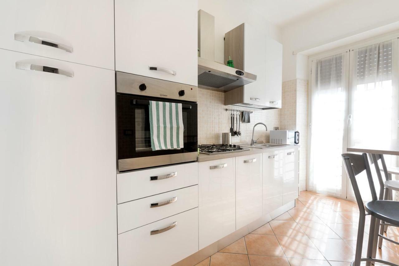 Villa Enjoy Porta Furba à Rome Extérieur photo